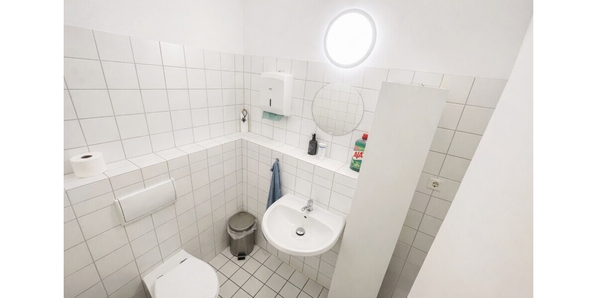 WC inkl. Waschbecken