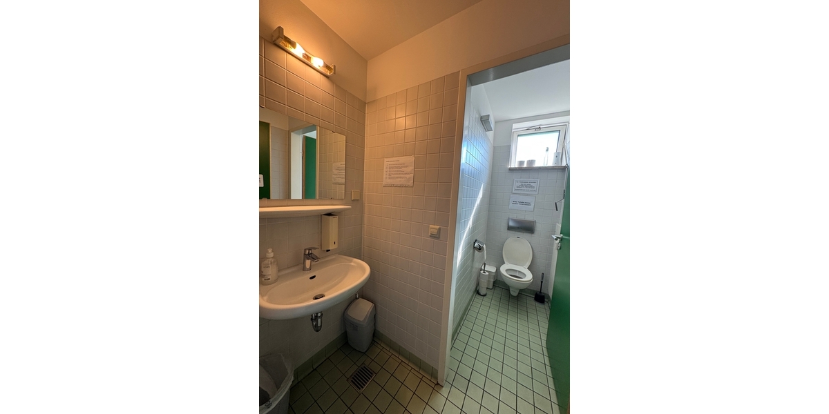 Gemeinschafts-WC